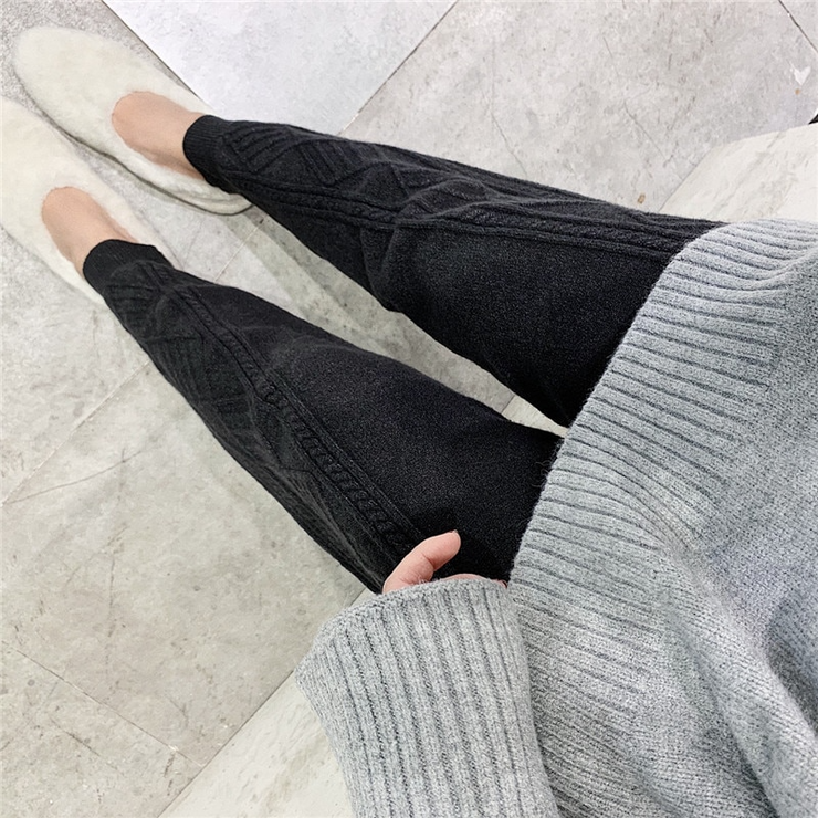 Peruvo Knitted Pants