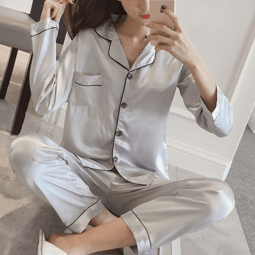 Pijama largo satinado – BASSO